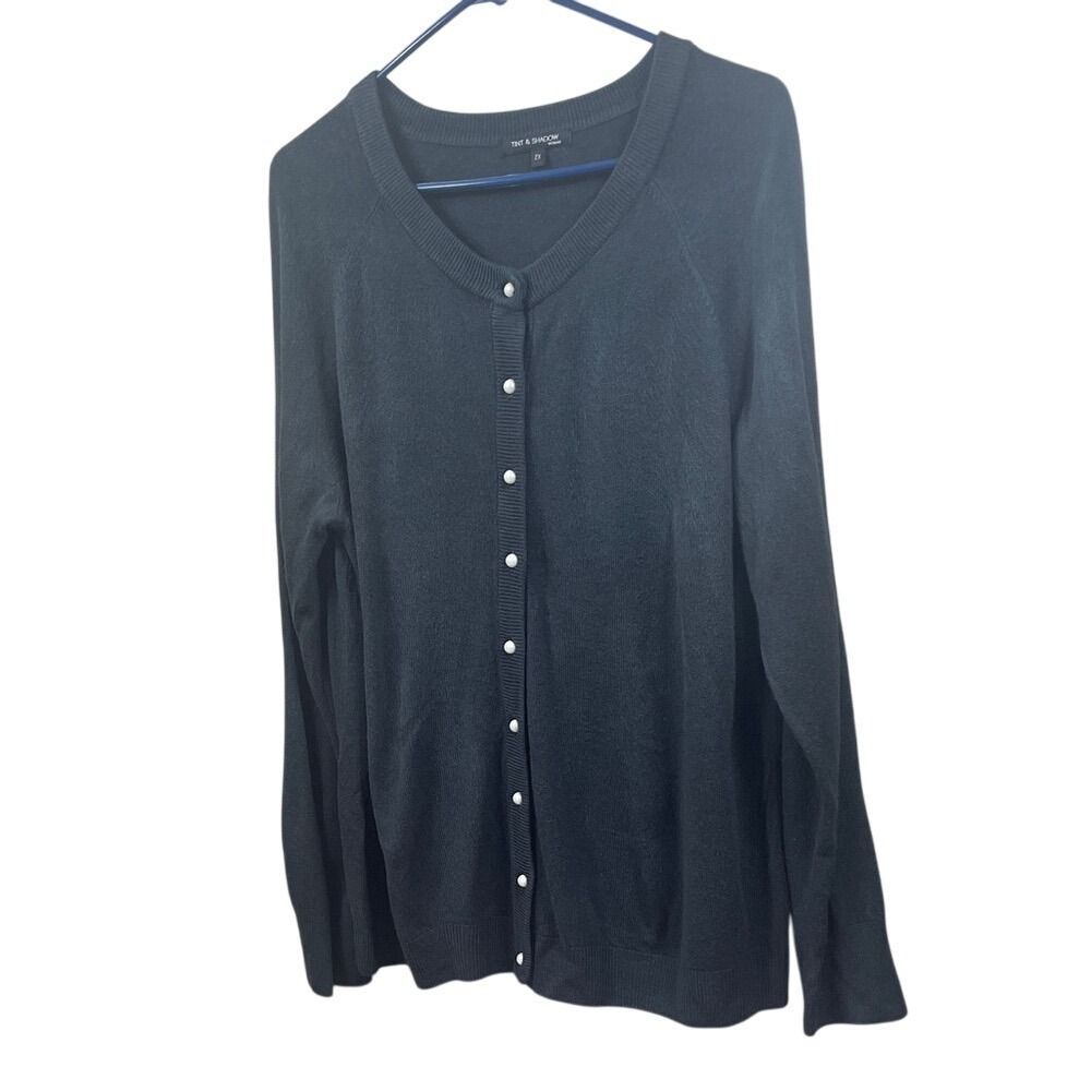 Tint and shadow gray Button-Up‎ Sweater size 2X